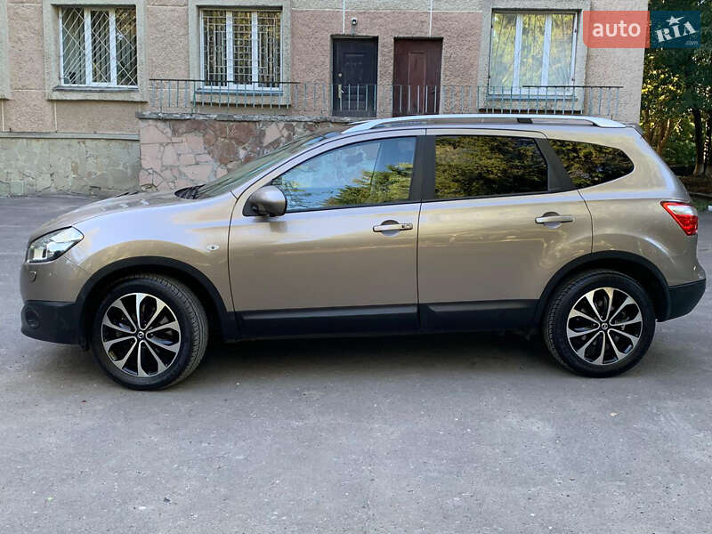 Внедорожник / Кроссовер Nissan Qashqai+2 2013 в Тернополе фото 6 Внедорожник / Кроссовер Nissan Qashqai+2 2013 в Тернополе