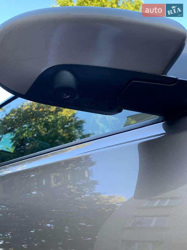 Внедорожник / Кроссовер Nissan Qashqai+2 2013 в Тернополе фото 31 Внедорожник / Кроссовер Nissan Qashqai+2 2013 в Тернополе