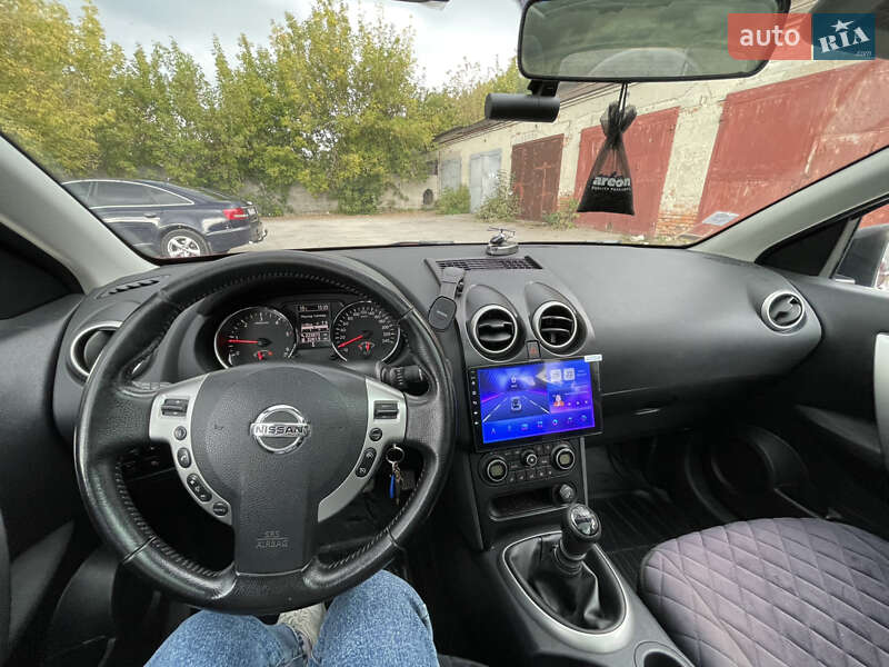 Внедорожник / Кроссовер Nissan Qashqai+2 2010 в Збараже