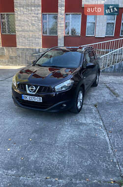 Позашляховик / Кросовер Nissan Qashqai+2 2013 в Нетішині