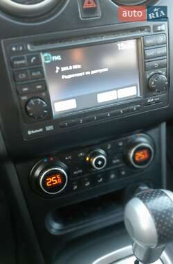 Внедорожник / Кроссовер Nissan Qashqai+2 2012 в 
