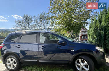 Внедорожник / Кроссовер Nissan Qashqai+2 2010 в 