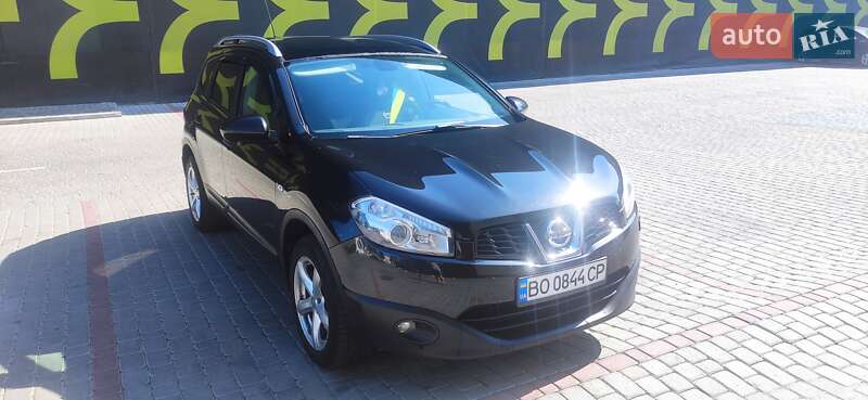Внедорожник / Кроссовер Nissan Qashqai+2 2012 в Ивано-Франковске