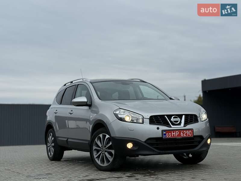 Nissan Qashqai+2 2012