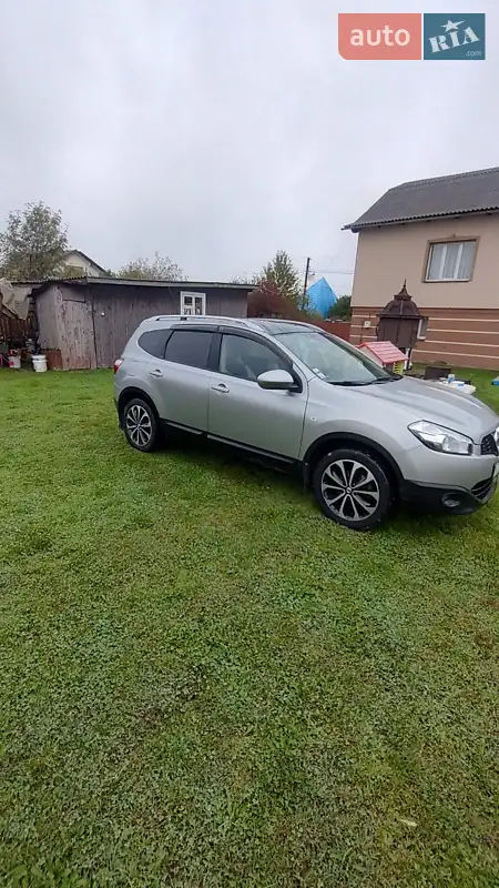Nissan Qashqai+2