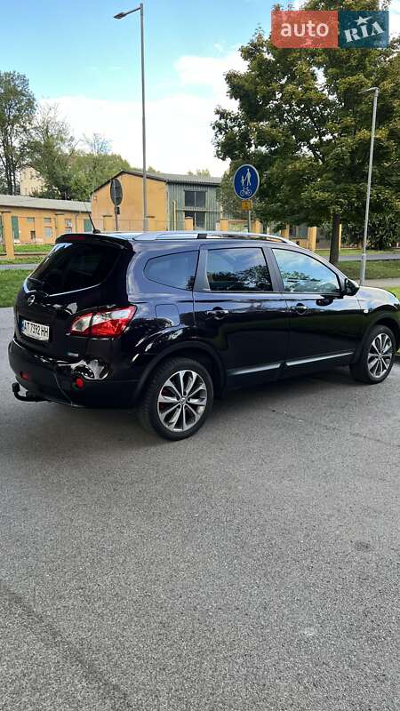 Внедорожник / Кроссовер Nissan Qashqai+2 2010 в Залещиках