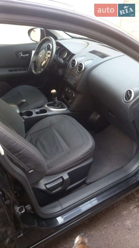 Позашляховик / Кросовер Nissan Qashqai+2 2011 в Кролевці