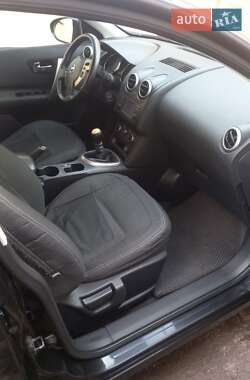 Внедорожник / Кроссовер Nissan Qashqai+2 2011 в 
