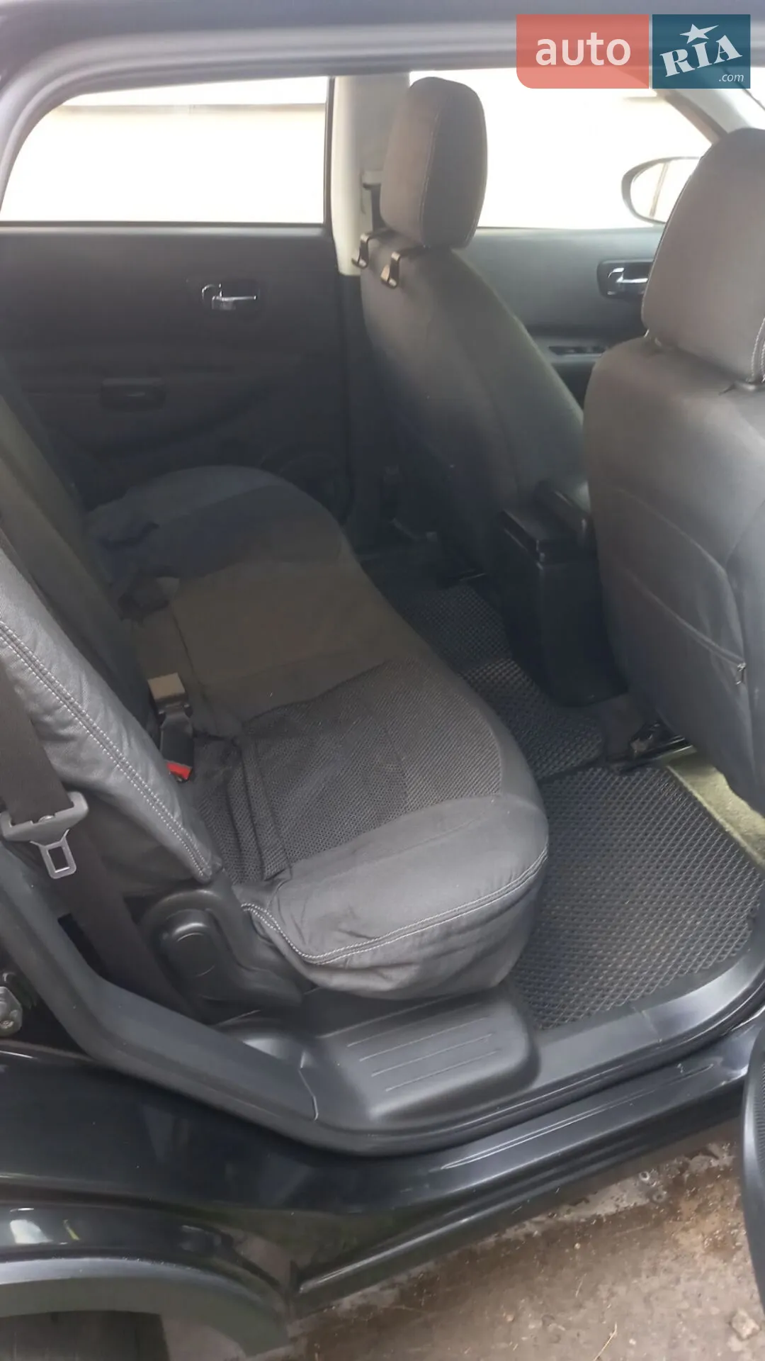 2011 Nissan Qashqai+2 - мініатюра 4