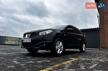 Внедорожник / Кроссовер Nissan Qashqai+2 2011 в 