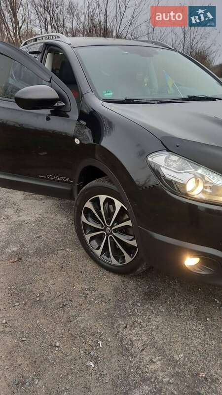 Внедорожник / Кроссовер Nissan Qashqai+2 2011 в Броварах