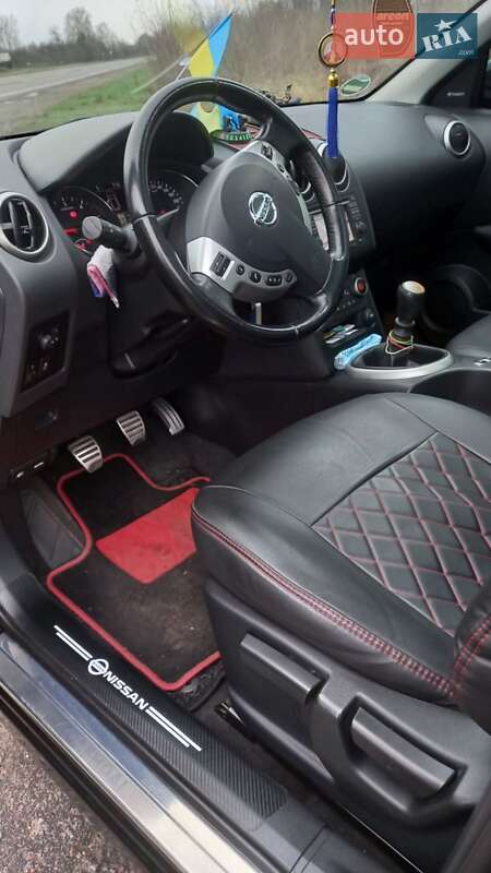 Внедорожник / Кроссовер Nissan Qashqai+2 2011 в Броварах