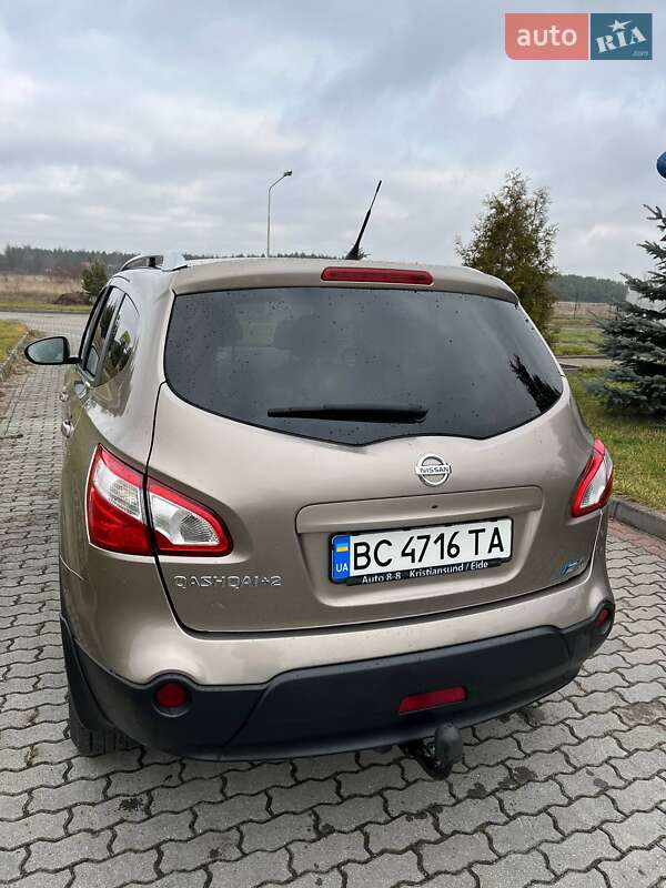 Внедорожник / Кроссовер Nissan Qashqai+2 2011 в Радехове