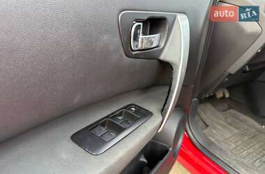 Внедорожник / Кроссовер Nissan Qashqai+2 2009 в 