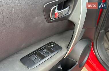 Внедорожник / Кроссовер Nissan Qashqai+2 2009 в 