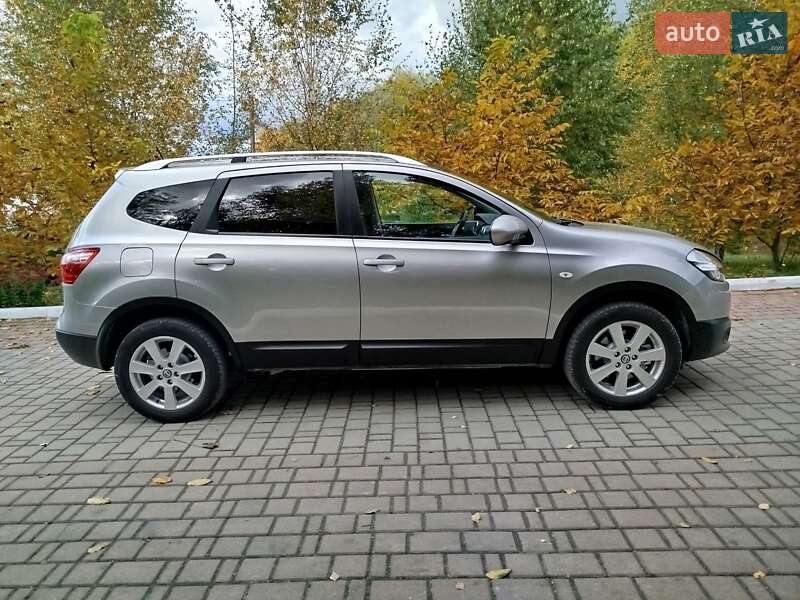 Внедорожник / Кроссовер Nissan Qashqai+2 2011 в Тлумаче