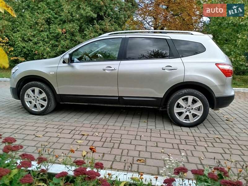 Внедорожник / Кроссовер Nissan Qashqai+2 2011 в Тлумаче