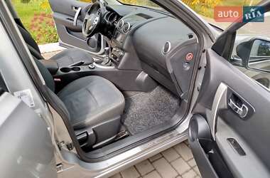 Внедорожник / Кроссовер Nissan Qashqai+2 2011 в 