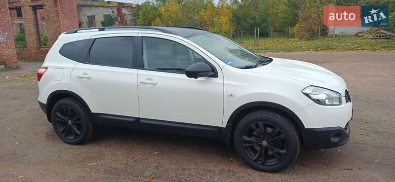 Внедорожник / Кроссовер Nissan Qashqai+2 2013 в Чернигове