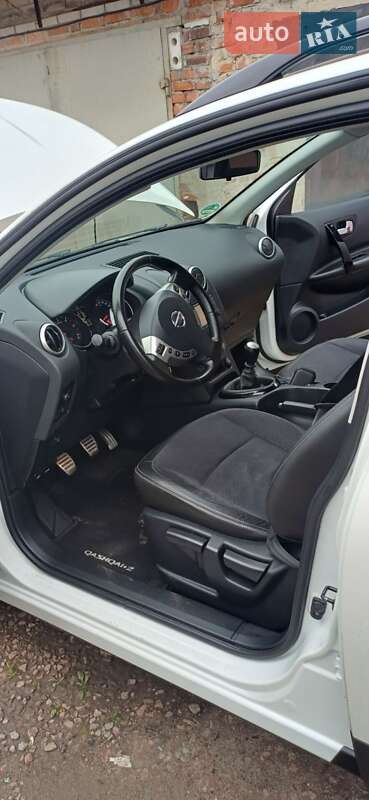 Внедорожник / Кроссовер Nissan Qashqai+2 2013 в Чернигове