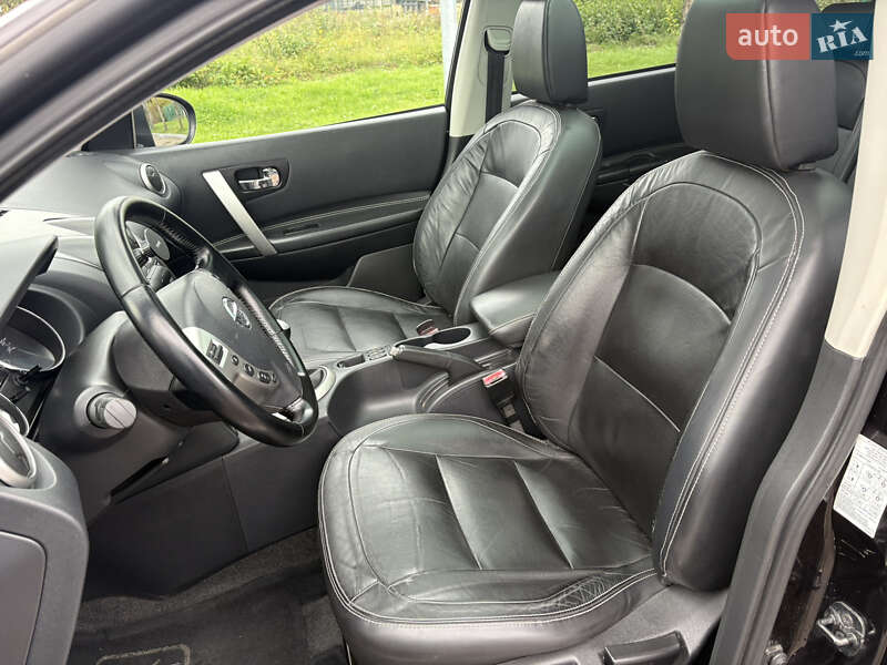 Позашляховик / Кросовер Nissan Qashqai+2 2010 в Заболотові