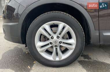 Внедорожник / Кроссовер Nissan Qashqai+2 2013 в 