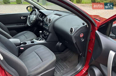 Позашляховик / Кросовер Nissan Qashqai+2 2011 в 