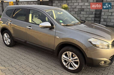 Позашляховик / Кросовер Nissan Qashqai+2 2011 в Рівному