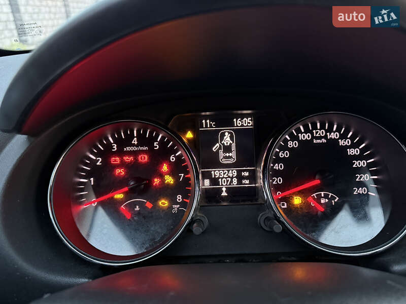 Позашляховик / Кросовер Nissan Qashqai+2 2011 в Рівному
