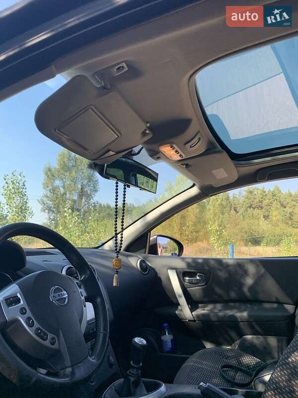 Внедорожник / Кроссовер Nissan Qashqai+2 2010 в Киеве