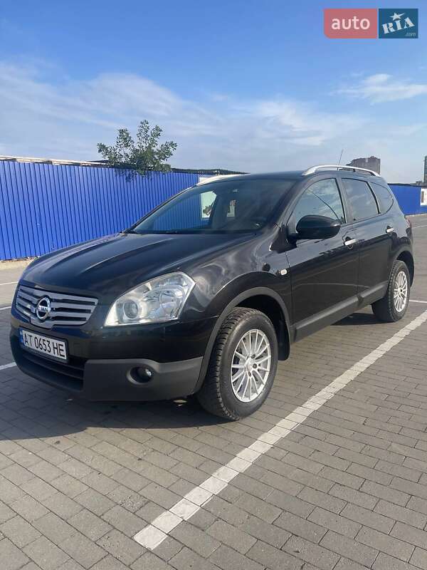 Внедорожник / Кроссовер Nissan Qashqai+2 2009 в Калуше