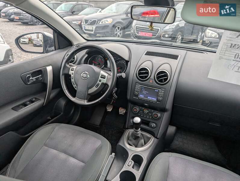 Позашляховик / Кросовер Nissan Qashqai+2 2012 в Рівному фото 35 Позашляховик / Кросовер Nissan Qashqai+2 2012 в Рівному