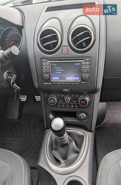 Внедорожник / Кроссовер Nissan Qashqai+2 2012 в 
