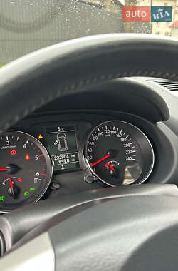 Внедорожник / Кроссовер Nissan Qashqai+2 2010 в 