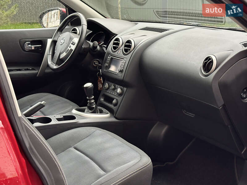 Внедорожник / Кроссовер Nissan Qashqai+2 2010 в Виннице