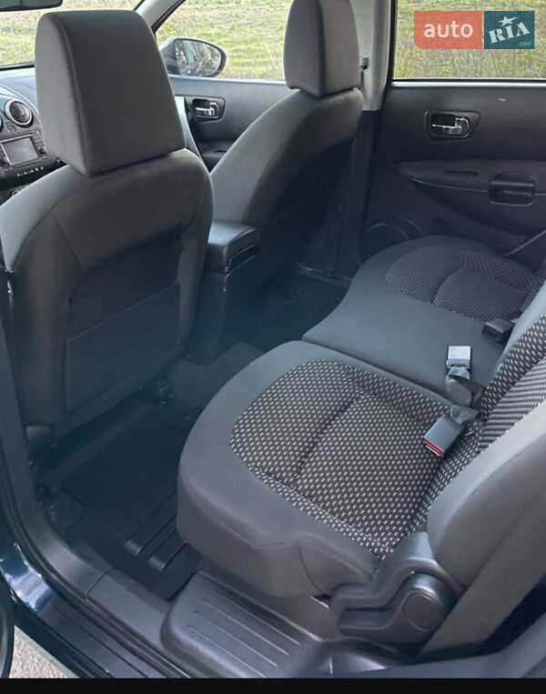 Позашляховик / Кросовер Nissan Qashqai+2 2009 в Дубні фото 4 Позашляховик / Кросовер Nissan Qashqai+2 2009 в Дубні