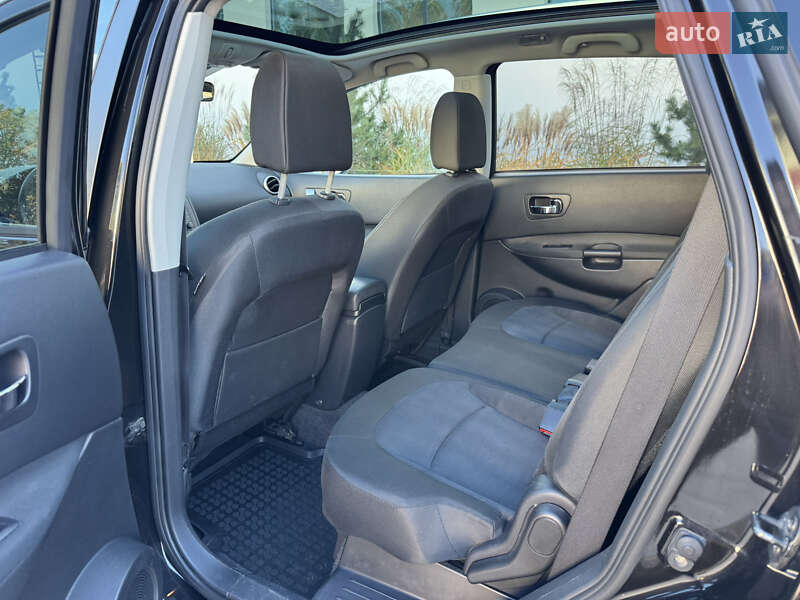 Внедорожник / Кроссовер Nissan Qashqai+2 2010 в Луцке