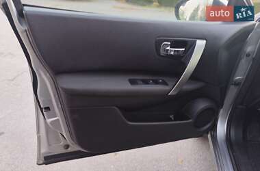 Внедорожник / Кроссовер Nissan Qashqai+2 2009 в 