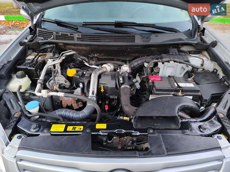 Позашляховик / Кросовер Nissan Qashqai+2 2009 в Звягелі фото 33 Позашляховик / Кросовер Nissan Qashqai+2 2009 в Звягелі