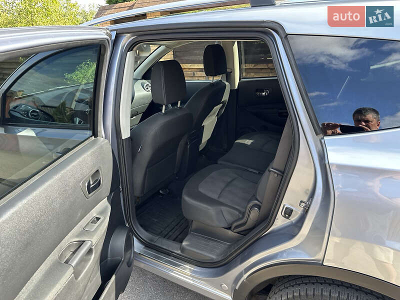 Позашляховик / Кросовер Nissan Qashqai+2 2010 в Києві фото 6 Позашляховик / Кросовер Nissan Qashqai+2 2010 в Києві