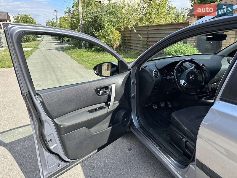 Позашляховик / Кросовер Nissan Qashqai+2 2010 в Києві фото 9 Позашляховик / Кросовер Nissan Qashqai+2 2010 в Києві