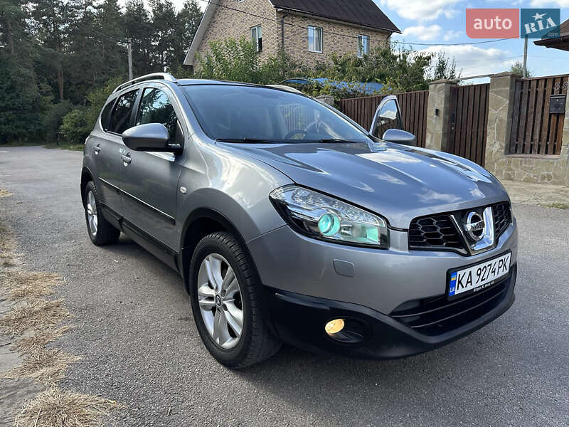 Позашляховик / Кросовер Nissan Qashqai+2 2010 в Києві фото 22 Позашляховик / Кросовер Nissan Qashqai+2 2010 в Києві