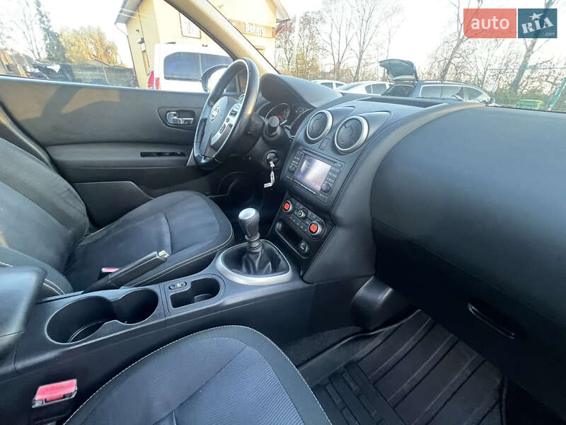 Внедорожник / Кроссовер Nissan Qashqai+2 2010 в Коломые фото 16 Внедорожник / Кроссовер Nissan Qashqai+2 2010 в Коломые