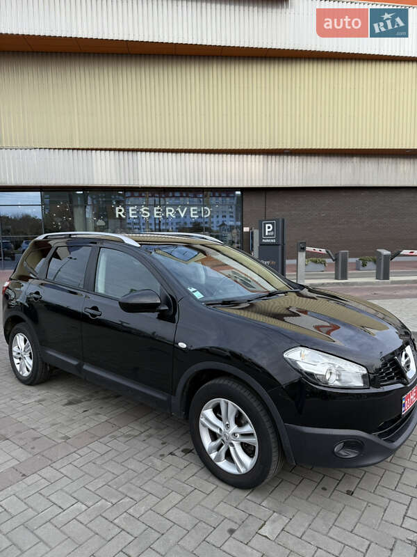 Внедорожник / Кроссовер Nissan Qashqai+2 2011 в Луцке фото 3 Внедорожник / Кроссовер Nissan Qashqai+2 2011 в Луцке