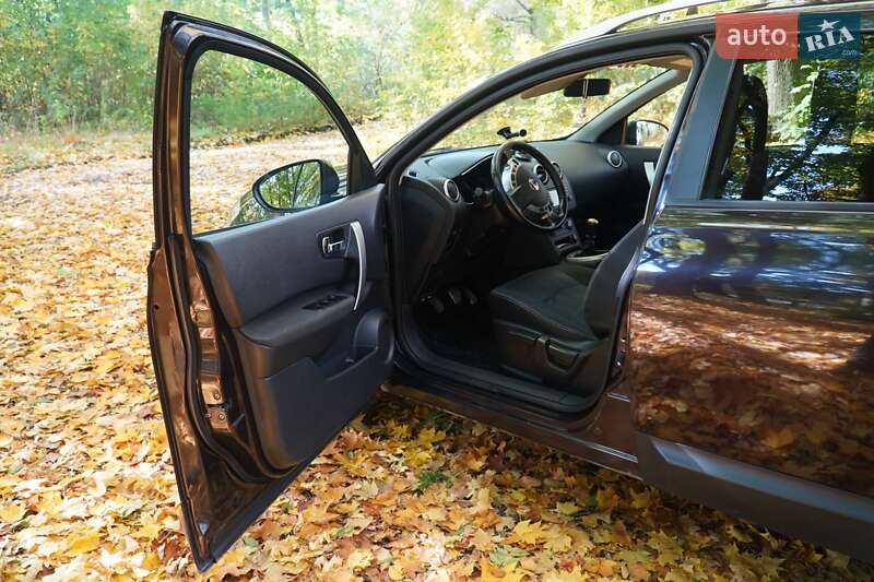 Внедорожник / Кроссовер Nissan Qashqai+2 2011 в Тернополе