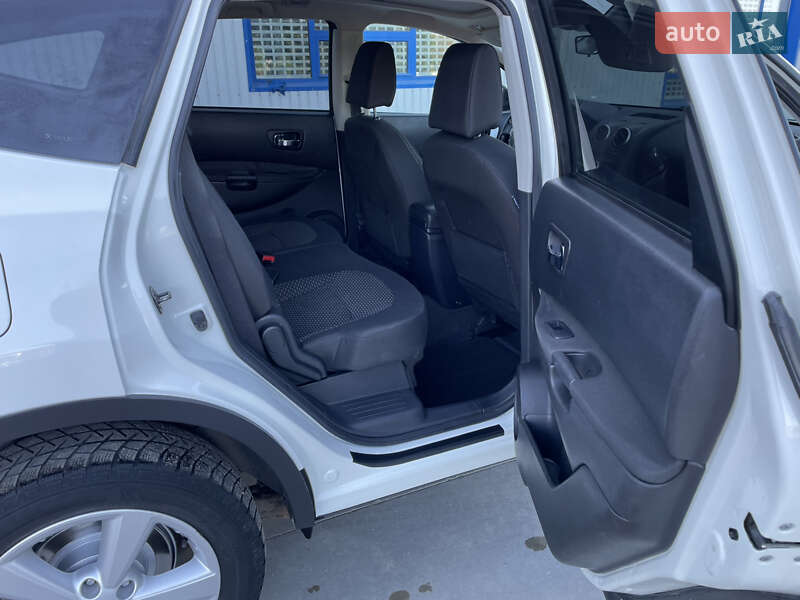 Внедорожник / Кроссовер Nissan Qashqai+2 2009 в Косове