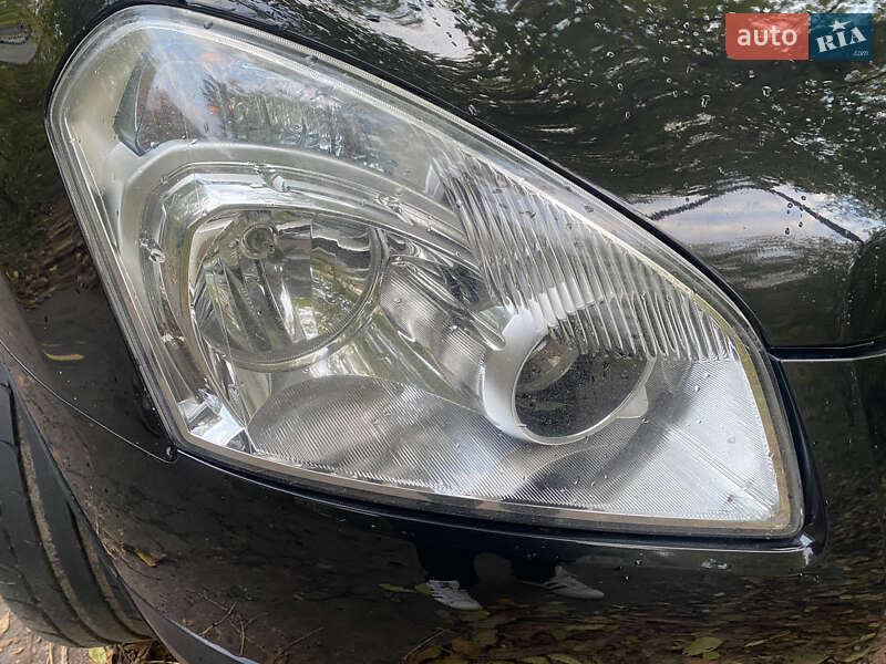 Позашляховик / Кросовер Nissan Qashqai+2 2009 в Рівному