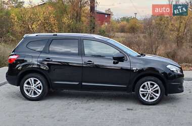 Внедорожник / Кроссовер Nissan Qashqai+2 2011 в 