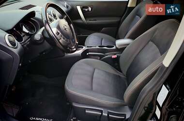 Внедорожник / Кроссовер Nissan Qashqai+2 2011 в 