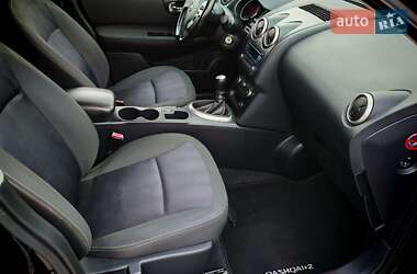 Внедорожник / Кроссовер Nissan Qashqai+2 2011 в 